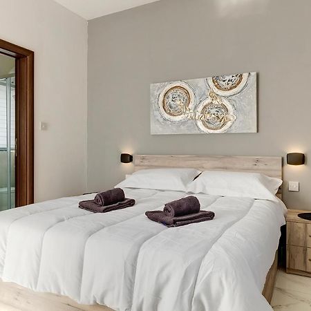Chic 2Br Penthouse Steps From The Promenade Apartment Sliema Luaran gambar