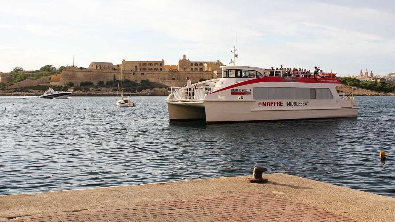 Chic 2Br Penthouse Steps From The Promenade Apartment Sliema Luaran gambar