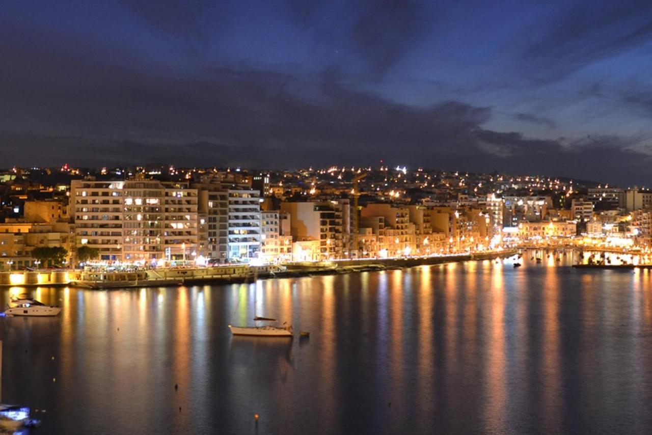 Chic 2Br Penthouse Steps From The Promenade Apartment Sliema Luaran gambar