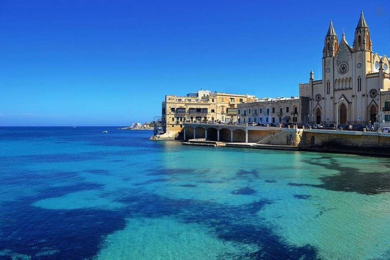 Chic 2Br Penthouse Steps From The Promenade Apartment Sliema Luaran gambar